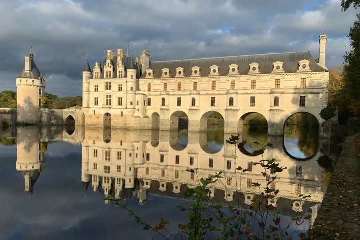 專業(yè)優(yōu)質(zhì)的生活態(tài)度,幸福從這里開始